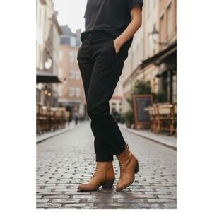 Clarks Lisette Blues Boots Size 10 – Tan Leather Side Zip Heeled Ankle Boots